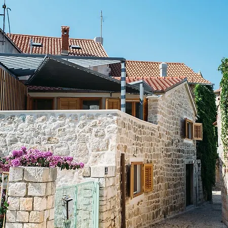 Holiday home Virgo Vis